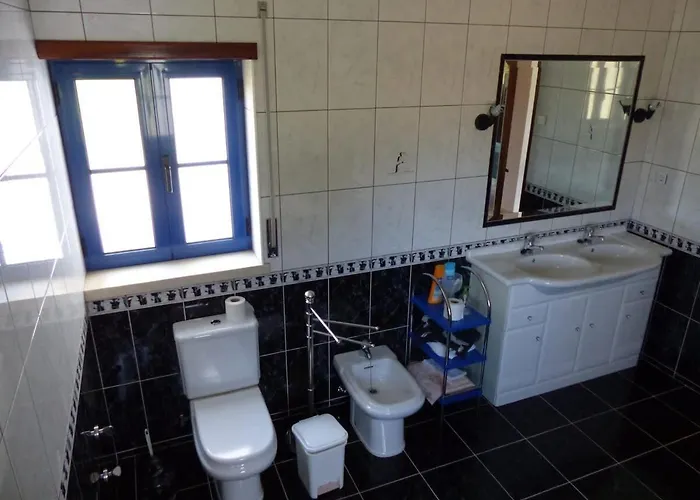 Casa Cecilia Seaside Serenity And Coastal Charm Apartment Coimbrao